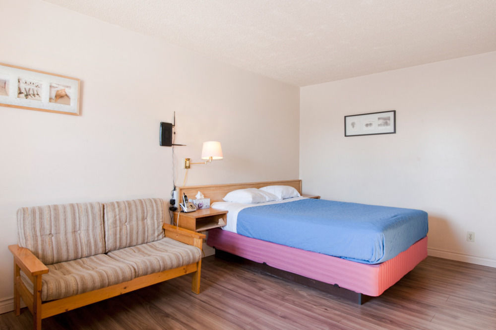 Horizon Motel Saint Albert Exteriör bild
