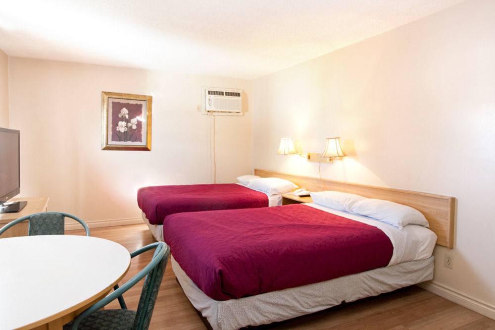 Horizon Motel Saint Albert Exteriör bild